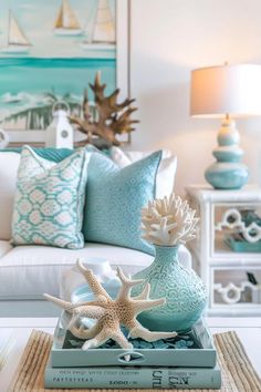 Coastal Living Room Decor: Soothing Tips & Ideas Living Room Ideas Cottage, Cottage Living Rooms Cozy, Modern Cottage Living Room, Cottage Living Room Ideas, Coastal Living Room Decor, Coastal Decorating Living Room, Cottage Living Room, Beach Living Room, Beach House Living Room