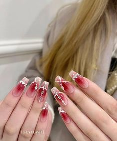 Korean Nail Art Aesthetic Red, Black And Red Douyin Nails, Red Nails Douyin, Red Nails Design Classy, Nails Cute Korean, Chinese Red Nails, Red Korean Nails, Ulzzang Nails