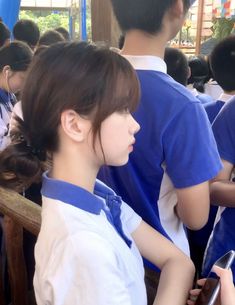 China School Uniform, Uniform Hairstyles, China School, Chinese Student, Beauty Tips For Glowing Skin, Student Girl, School Looks, Chuck Norris