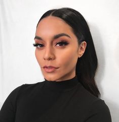 60s Blowout, Vanessa Hudgens Hair, Estilo Vanessa Hudgens, Fresh Wedding Makeup, Beautiful Wedding Makeup, Wedding Hairstyles And Makeup, Wedding Makeup Tips, Event Makeup, Wedding Day Makeup