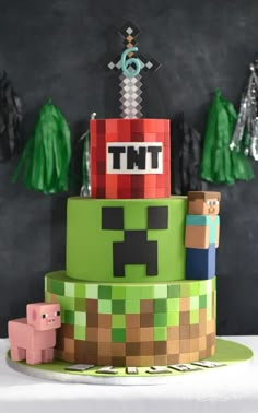 a cake made to look like a minecraft birthday cake