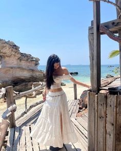 ♡Lydia♡ (@islydia4real) • Photos et vidéos Instagram Aesthetic Beach Outfit Ideas, Outfits Ideas Beach, Outfit Ideas With Skirts Summer, Beach Outfit Birthday, Beach Core Aesthetic Outfits, Beach 2024 Outfits, Summer Mexico Outfits, Bora Bora Outfits, Etheral Outfit Ideas