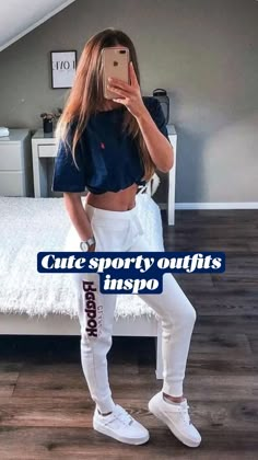 Cute Outfits For School No Jeans, Sporty Outfits Aesthetic Winter, Cute Spin Class Outfits, Softball Outfits For School, How To Dress Sporty, Outfits For School Sporty, Outfits For Gym Class At School, Comfy Athletic Outfits For School, School Outfits For Pe