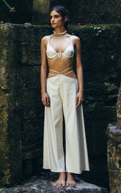 Cult Gaia, Looks Chic, Tulum, Moda Operandi, Look Fashion, Fashion Pants, Diy Clothes, Fashion Inspo Outfits, The White