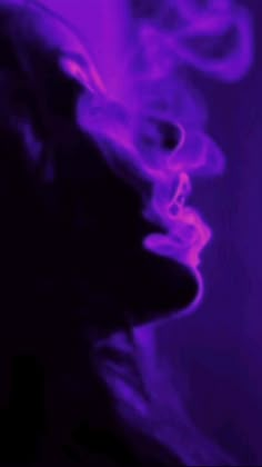 Purple Aesthetic Videos, Purple Aesthetic Gif, Purple Aesthetic Lavender, Purple Aesthetic Dark, Aesthetic Dark Purple, Euphoria Wallpaper, Aesthetic Lavender, Purple Aesthetic Background, Purple Aura