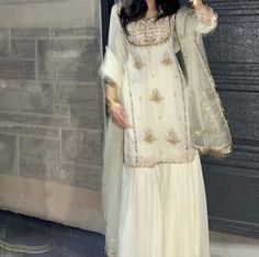 Off White Traditional Outfit, Pakistani Dress Aesthetic, White Desi Clothes, White Desi Dress, Desi Dresses Aesthetic, Traditional Dress Aesthetic, Sharara Aesthetic, White Traditional Outfit