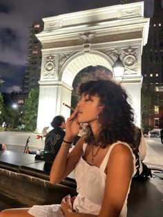 Washington Square Park Nyc, Lana Del Rey Love, Nyc Summer, Battery Park, Nelly Furtado, Nyc Park, Post Grad, Nyc Aesthetic