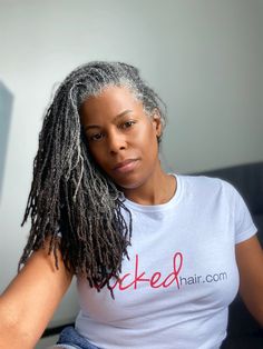 Grey Hair Journey, Grey Hair Care, Sisterlocks Styles, Grey Curly Hair, Natural Hair Art, Curly Crochet Hair Styles, Grey Hair Inspiration, Beautiful Dreadlocks