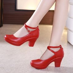 Olivia Mark - Adult Outdoor Dance Shoes with Chunky Heels for High Heel Dancing, Square Dancing, Model Qipao Show Shoes Black Work Shoes Women, Heels For Ladies, Black Work Shoes, Square Shoes, Shoes Bride, Work Shoes Women, Mid Heel Shoes, Leather Office, Shoes Wedding