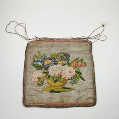 Reticule Purse Silver Gauze Silk Embroidery Birds Flowers Hanoverian Kings, Embroidery Birds, King George I, Embroidery Workshop, Tent Stitch, Textile Bag, Gold Wrap