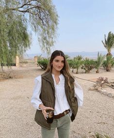 Classic Hiking Outfit, Safari Outfits Aesthetic, Safari Look Outfits, Cute Safari Outfits, Countryside Outfit, Safari Look