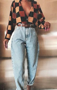 Dinner Women Outfit, 80s Aesthetic Outfits Plus Size, Black Artsy Outfit, Retro Outfits 80s Style Black Women, Fashion Inspo Outfits Winter Plus Size, Cute Laid Back Outfits, Winter Retro Outfits, 70s Inspired Outfits Black Women, Winter Artsy Outfit