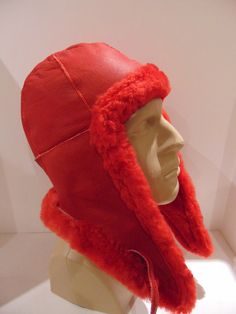 Made out of Sheepskin, this hat will protect you from rain, snow and wind during the coldest winters. It's available in M, L, XL Please let us know size preferred after purchase. Thank you. FREE SHIPPING TO USA! Aviator Hat, Crown Hat, Fur Hat, Red Wool, Cool Hats, Turbans, Skull Cap, Cold Winter, Real Leather