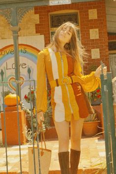 Miracle Eye, Suede Mini Dress, Moda Hippie, 60s 70s Fashion, 60s And 70s Fashion, 70’s Fashion, Retro Mode