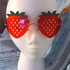 Amazing Strawberry-Shaped Rave Festival Sunglasses, Gives A Fun And Unique Touch To Your Wardrobe. Fun Prescription Glasses, Glasses Window Display, Fun Sunglasses Aesthetic, Fun Summer Sunglasses With Glass Lenses, Cute Red Sunglasses For Summer, Red Glass Sunglasses For Summer, Trendy Sunglasses For Spring Music Festival, Cute Summer Sunglasses With Glass Material, Cute Glass Sunglasses For Summer