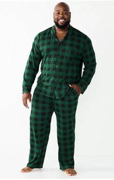 New Cuddl Duds Pajamas Set Men's Big & Tall size 3xlt 2-piece set includes: top & pants Top: button front, long sleeves, contrast piping trim Pants: Functional drawstring waistband 33" inseam Polyester, spandex Machine washable Retail $62 Pajama Collection, Plaid Pjs, Cuddle Duds, Buffalo Check Plaid, Mens Pajamas Set, Cozy Pajamas, Cuddl Duds, Plaid Pajamas, Pajama Party