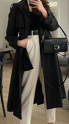 Iza | @livinglife.pl on Instagram: "Trench coat is the best autumn dress. 🖤 Trench, silk scarves: @laifbrand For all the other elements, please visit recent posts. Trencz jako najlepsza jesienna sukienka. Wszystkie ubrania i dodatki są wymienione w ostatnich postach. __________________________________________________ #trenchcoat #blacktrenchcoat #trencz #capsulewardrobe #szafakapsułowa #capsulecollection #howtostyle #silkscarf #howtowear #lestyleàlafrançaise #effortlesschic #effortlesslyc Outfits With A Black Trench Coat, Black Trench Coats Women, Women Black Trench Coat Outfits, Outfits With Black Trench Coats, Black Trenchcoat Outfit Women, Black Trench Coat Outfit Hijab, Trench Coat Work Outfit, Black Trench Coat Outfits, Black Trench Coat Outfit Winter