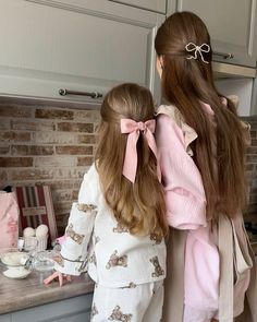 Feminine Winter Outfits, Emily Elizabeth, Petty Revenge, Mommy Baby, Future Mom, Mommy Life, Family Goals, Mom Daughter, Mom Kid