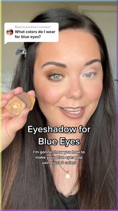 Blue Eyes Eyeshadow Colors, Seint Eyeshadow Combos For Blue Eyes, Eye Shadow For Blue Eyes, Make Blue Eyes Pop, Pro Makeup Tips, Blue Eyes Pop, Pop Art Makeup