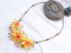 Floral Accessories, Diy And Crafts, Pasta, Pendant Necklace, Pendant, Floral