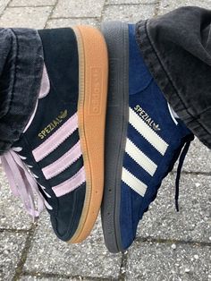 #adidas #matching #spezial #schuhe #trendy #streetstyle Adidas Special, Shoes Matching, Matching Shoes, Fab Shoes, Adidas Sneaker