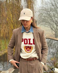 Lysander Ralph Lauren Outfit Inspiration, English Country Fall Outfits, Winter Polo Outfit, Fall Ralph Lauren Outfits, Polo Winter Outfits, Winter Ralph Lauren, Ralph Lauren Polo Aesthetic, Old Money Hiking Outfit, Preppy Vintage Outfits