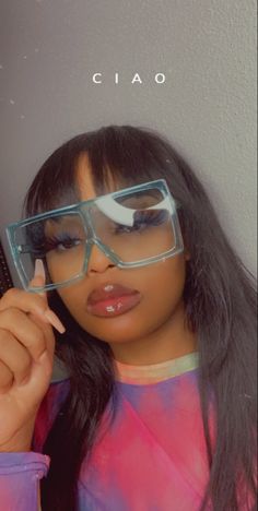 Sunglasses Black Women, De'arra And Ken, Black Entrepreneurs, Stylish Eyeglasses, Cute Sunglasses, Sunglasses Women Fashion, Wholesale Sunglasses, Fashion Glasses, Mink Eyelashes