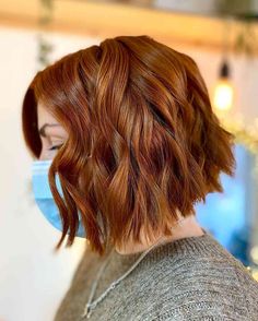 Short Hairstyles For Redheads, Copper Balayage Short Hair Ombre Bob, Short Red Auburn Hair, Short Layered Auburn Hair, Copper Brown Bob Hair, Short Amber Hair, Auburn Bob With Bangs, Copper Hair Color Short, Cowboy Copper Short Hair