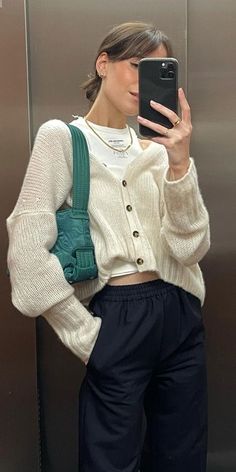 Jess Alizzi, Trendy Outfit Ideas, Quoi Porter, Fall Outfit Ideas, Trendy Outfit, Trendy Fall, Looks Chic