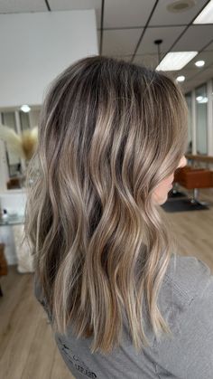 Different Shades Of Blonde Balayage, Med Length Brown Hair With Highlights, Toning Brunette Hair, Level 7 Hair Color Balayage, Dark Blonde With Caramel Lowlights, Level 6 With Highlights, Creamy Highlights Brown Hair, Fall Hair Colors Cool Tones, Blonde Long Lob