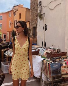 Italy Aesthetic Outfit, Style Année 80, European Summer Outfits, Europe Outfits, Italy Outfits, Mode Inspo, European Summer, Mode Inspiration, Mykonos