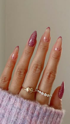 Pink Glitter Nails, Glittery Nails, Red Nail Designs, Sparkle Nails, Nail Designs Glitter, Sparkly Nails, Nails Acrylic, Holiday Nails, Nails Design