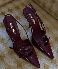 Miu Miu Heels, Visuell Identitet, Miu Miu Shoes