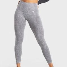 Gymshark Vital Seamless Gray Leggings Smokey Gray Marl Sweat Wicking Fabric Size Xs Waist 20” Inseam 24” Rise 10” Ba12-23 Bra Measurements, Gymshark Leggings, Legging Outfits, Johanna Ortiz, Grey Leggings, Sport Bra, Hiking Outfit, Seamless Leggings, Gym Wear