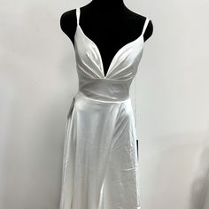 Brand New , Never Been Worn . This Dress Is So Flattering And Beautiful , The Satin Material Is Soft And Luxurious And Has A Nice Flow To It And The Color Is Perfect With Any Skin Tone . For Sure A Luxury Dress For A Nice Outing And Fancy Occasion White Lined Satin Dress, White Satin A-line Maxi Dress, White Satin V-neck Maxi Dress, White Satin V-neck Dress, White V-neck Satin Maxi Dress, White V-neck Bias Cut Maxi Dress, White Dress With Spaghetti Straps And Bias Cut, White Dress With Bias Cut And Spaghetti Straps, Off White Dresses