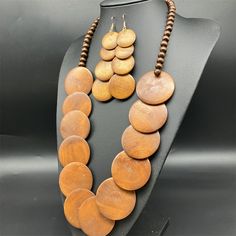 Material: Beads/Beads Fashion Element: Circular, Annular Style: Bohemian Simple Bridal Necklace, Beads Fashion, Bridal Necklace Set, Wood Necklace, Disc Necklace, Linen Style, Wedding Jewelry Sets, Business Gifts, Handmade Wood