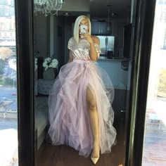 Mauve hi slit sequins skirt set                      – Oyemwen Tulle Skirt Long, Tulle Skirts Outfit, Tulle Skirt Dress, Long Skirt Outfits, Skirt Long, Ladies Dress Design, Tulle Dress, Birthday Outfit, Skirt Outfits