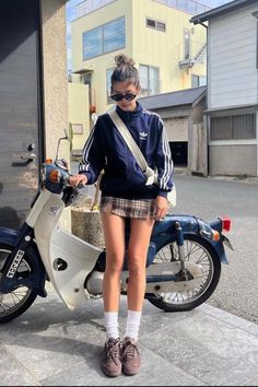 Adidas Vintage Jacket, Seoul Style, City Boy, Cute Everyday Outfits, Outfit Inspo Fall, Vintage Adidas, Vintage Jacket, Dream Dress