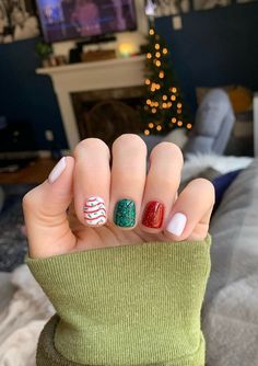 Trendy Christmas Nails, Tree Themes, Nails 2023, Aesthetic Christmas, 2023 Christmas