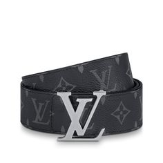 This reversible belt associates the iconic lv initiales buckle in dark ruthenium with our new monogram eclipse canvas. Subtly branded, it is a perfect match for the maison's leather goods and shoes. Louis Vuitton Outfit, Louis Vuitton Official Website, Jordan Shoes Retro, Swag Men, Louis Vuitton Belt, Reversible Belt, Nike Shoes Outlet, Fashion Belts, Lv Belt