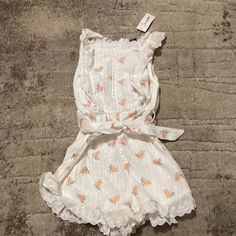 Simple’s Large Women’s White And Orange Flower Dress Orange Flower Dress, Coral Pink Dress, White Flower Dress, Swiss Dot Dress, White Lace Mini Dress, Baby Blue Dresses, Beach Mini Dress, White Long Sleeve Dress, White Short Dress