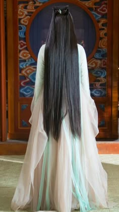 Full Bangs Long Hair, Old Hairstyles, Hair Inspiration Long, Chinese Hairstyle, Long Hai, Long Hair With Bangs