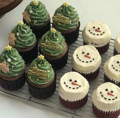 Cute Baking, Think Food, Christmas Cupcakes, Christmas Snacks, Christmas Cake, Christmas Treats, Christmas Dinner, Christmas Baking