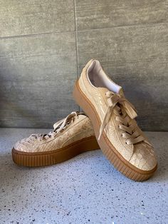 Sassy Puma Exotic Skin Platforms with box ! As new condition!...size U. K. 6....E U 39 Nice faux reptile look ! Vachetta Gold! Vintage Green Dress, Embroidered Belt, Vintage Hippie, Tie Shoes, Platform Sneakers, Reptiles, Womens Shoes Sneakers, Shoe Laces, Athletic Shoes