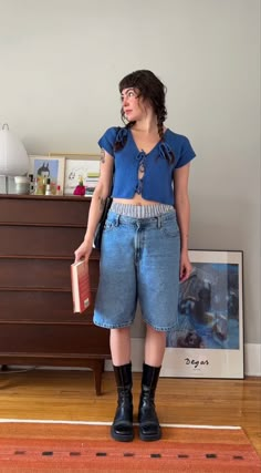 Bigbooklady Outfit, Midsize Coquette Outfits, Quirky Outfits Aesthetic, Bushwick Fashion, Layering Outfits, Looks Style, Mode Inspiration, Spring Summer Outfits, Look Cool