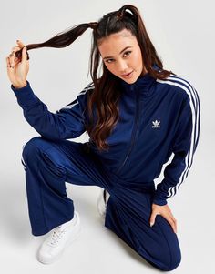 Adidas Set, Leather Outfits, Adidas Classic, Adidas Tracksuit, Adidas Outfit, Puffy Jacket, Leather Outfit