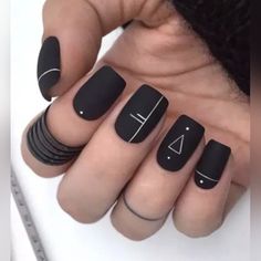 Geometric Nail Art, Solid Color Nails, Squoval Nails, Fall Nail Art Designs, Minimalist Nail Art, Nagel Tips, Colorful Nails, Matte Nails Design, Nail Design Inspiration