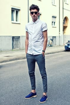 Shop this look for $229:  http://lookastic.com/men/looks/white-shortsleeve-shirt-and-blue-chinos-and-blue-suede-derby-shoes/1043  — White Shortsleeve Shirt  — Blue Chinos  — Blue Suede Derby Shoes Mens Fashion Magazine, Blue Chinos, Mens Spring Fashion, Hipster Mens Fashion, Fashion Guide, Men Street, Mens Fashion Summer, Prince Charming