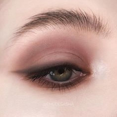 Hd Make Up, Maquillage On Fleek, Mekap Mata, Eye Makeup Pictures, Eye Makeup Designs, Makeup Eye Looks, Asian Eye Makeup, Eye Makeup Art, Grunge Makeup