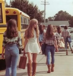 The 1970s Aesthetic, 70s Vacation Aesthetic, 70s California Aesthetic Fashion, 80s Photo Aesthetic, Paris In The 70s, 1977 Fashion High School, High School In The 70s, 70s High School Fashion, 70s Winter Aesthetic